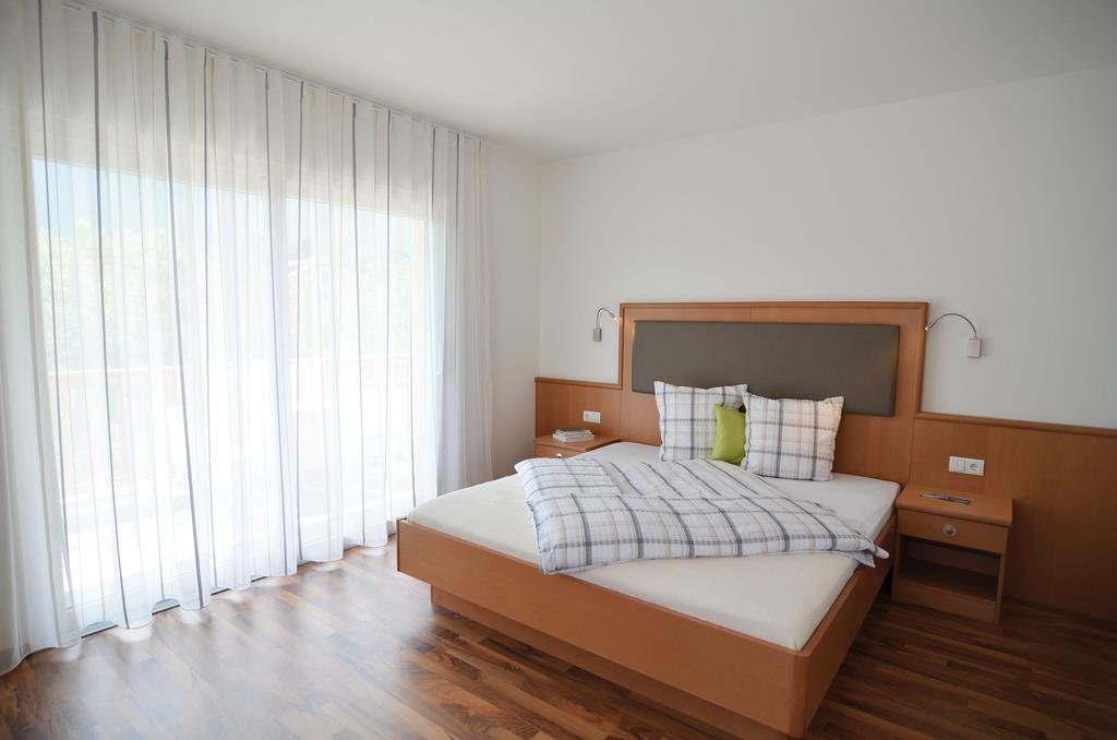 Garni Hotel Peterlinhof Caldaro Bilik gambar